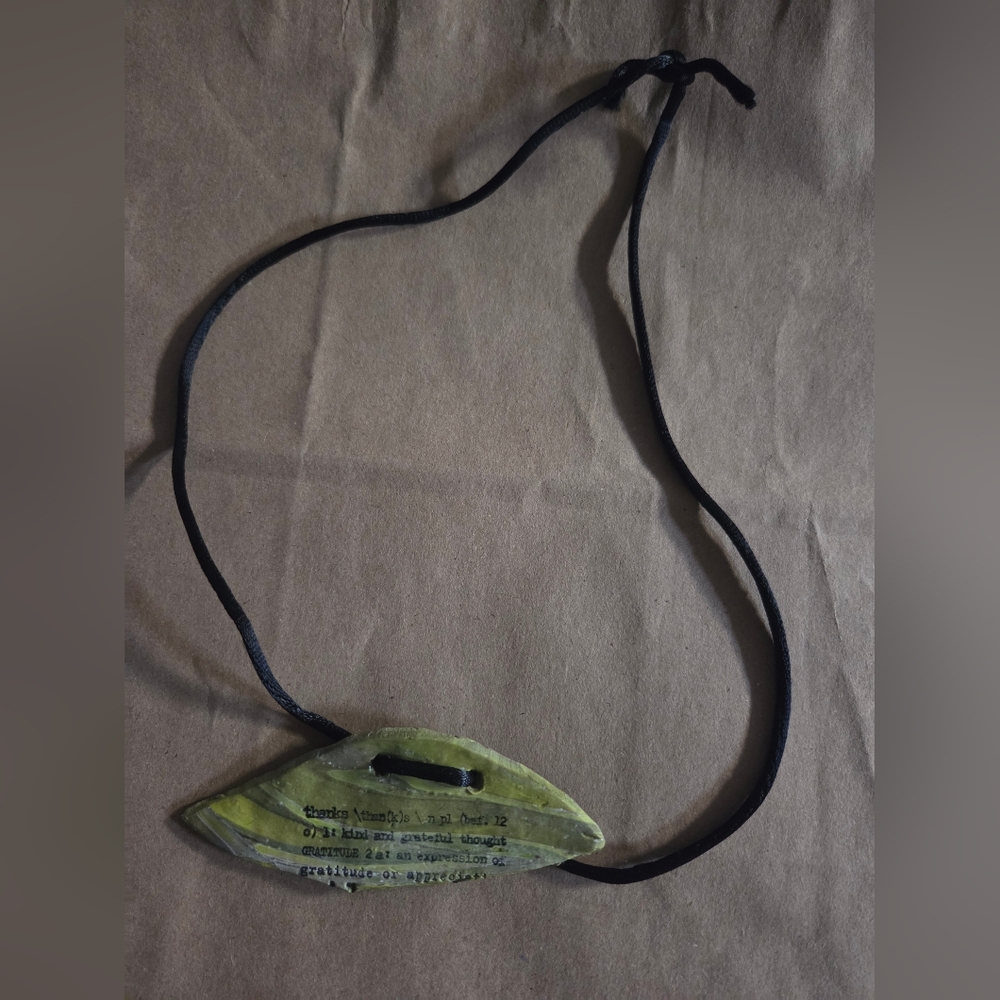 Unique Green Leaf Pendant Necklace